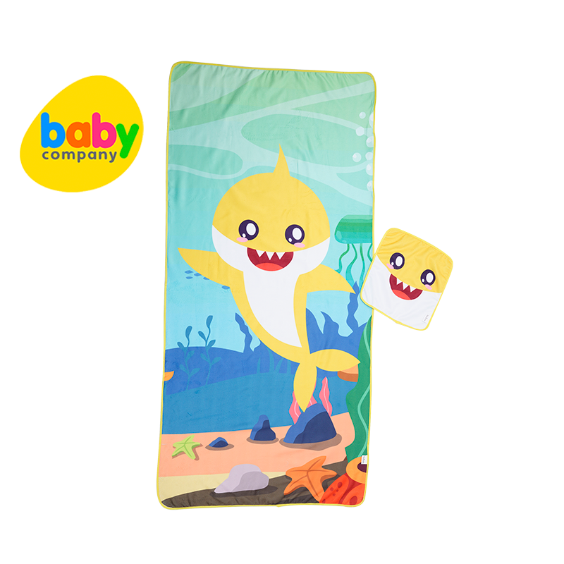 Baby shark 2025 towel set