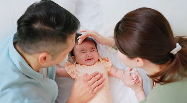 how to calm fussy baby