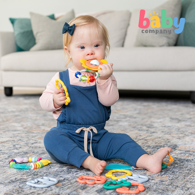 Infantino Teether & Rattles Baby Gift Set